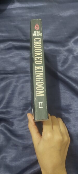Crooked kingdom