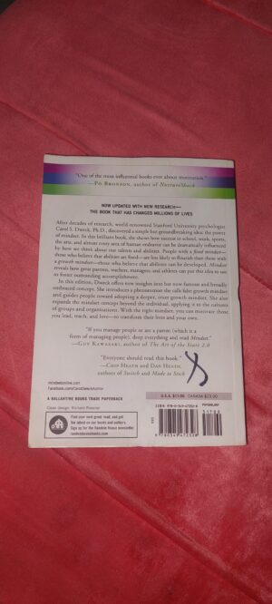 Mindset (The new psychology of success)